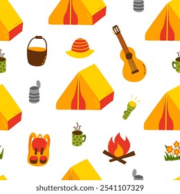 Patrón de camping sin fisuras con carpas, fogata, guitarra y Elementos de la naturaleza.