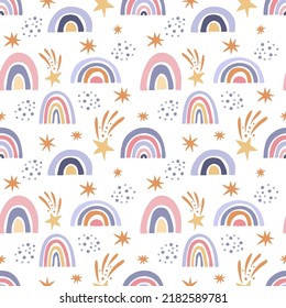 Patrón infantil sin inconvenientes con el arcoiris divertido y las estrellas en el espacio. Perfecto para decorar impresiones para tela, papel de envoltura, textiles, papel pintado, ropa. Gráficos vectoriales en un fondo blanco.