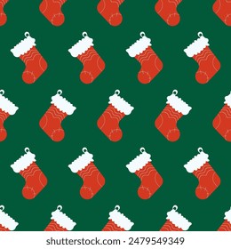 Nahtlose Weihnachtsmusiken Aktien Muster. Nettes Wiederholungsmuster mit roten Socken im flachen Stil isoliert auf grünem Hintergrund für Weihnachtsmusiken und Neuen Jahresurlaub. Vektorillustration