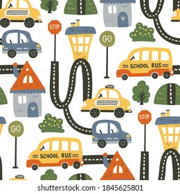 Patrón de autos sin igual en la ciudad con el autobús de la casa y la escuela. Dibujo gráfico de dibujos animados para niños. Arte de vehículos de tráfico infantil.