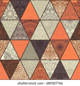 Patchwork colorido sem costura com mandala. Islã, árabe, indiano, motivos otomanos. O padrão infinito pode ser usado para azulejos cerâmicos, papel de parede, linóleo, têxtil, fundo da página da web. Vetor