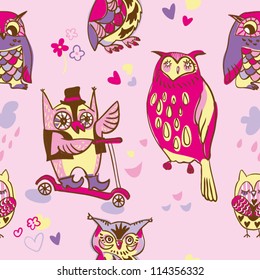 Seamless and colourful owl pattern.