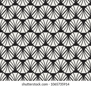 Seamless Diamond Art Deco Pattern. Stylish antique background.
