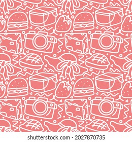 nahtlose Doodles von Picknickelementen auf rotem Hintergrund