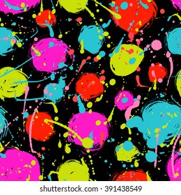Seamless dot pattern. Hand painted circles with rough edges. Dry brush ink illustration.