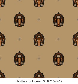 Patrón étnico sin foco con cabezas de antiguo guerrero griego con casco. Diosa Athena. De fondo beige.