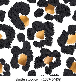 Seamless exotic pattern. Black and Gold Leopard skin. Textile composition, hand drawn style print. Vector illustration.