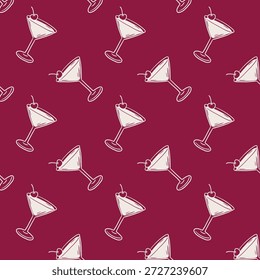 Nahtloses flaches Muster mit Martini-Cocktailbrille auf bordeauxrotem Hintergrund, moderne Retro-Illustration für Party, Bar, Nachtleben, Wickelpapier und Stoffdesign.