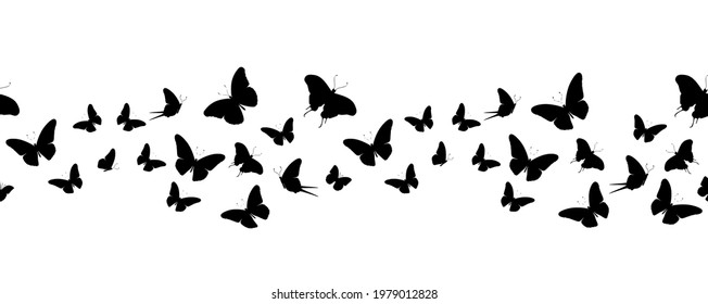 Manada sin foco de mariposas negras de silueta sobre fondo blanco. Vector