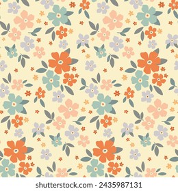 Nahtloses Blumenmuster, niedlicher Liberty-ditsy-Print im Retro-Motiv. Hübsches botanisches Design in zarten Farben: einfache handgezeichnete Gänseblümchen, kleine Blätter auf hellem Hintergrund. Vektorgrafik.