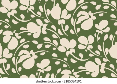 Impresionante estampado floral con prado artístico a mano, pequeñas plantas decorativas en un campo verde. Fondo botánico de moda, huella de colmena con minúsculas flores, hojas, hierbas. Vector.