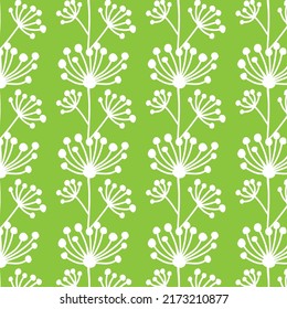 Nahtlose Blumenmuster. Einfache Umriss-Vektorgrafik. Druckvorlage für Grafiken. Doodle Linie Kunsthintergrund mit Blumen. Schokolade- oder Verpackungspapier. Kräutersilhouette auf grünem Hintergrund.