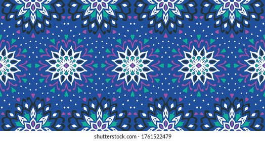 Patrón floral sin foco. Flores de doodle estilizadas. bordado étnico español. Ornamento popular. Señal solar. Impresión mediterránea. Tejidos indios orientales o turcos. Papel de la pared de Boho. Arte hipster.
