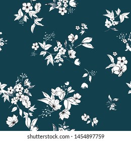 Seamless Floral Pattern in vector