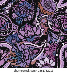 Seamless floral pattern in vintage oriental paisley style. Decorative fantasy floral pattern with floral elements for fabric, tapestry, wallpaper.