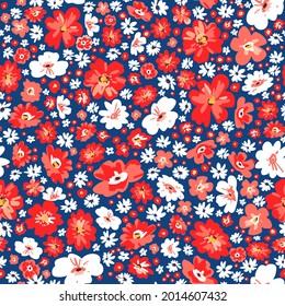 Seamless floral summer background. Vector meadow cute flowers