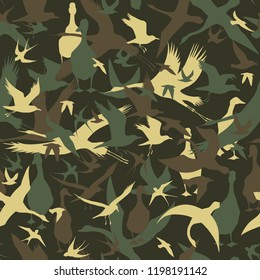 Seamless forest camouflage with birds