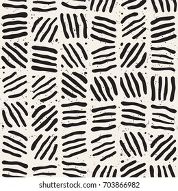 Seamless freehand pattern. Vector abstract rough lines background. Hand drawn grungy strokes.