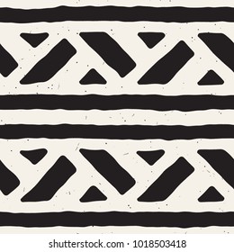 Seamless geometric doodle pattern in black and white. Adstract hand drawn lines retro texture.