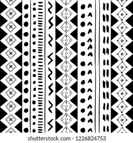 Seamless geometric pattern. Hand drawn shapes for fabric design.