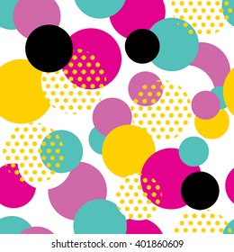 Seamless geometric pattern in retro 80s style. Pop art circle pattern.