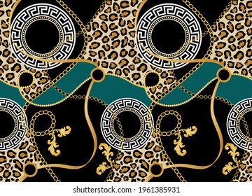 Seamless golden chain with leopard pattern.Vector design for fashion print and backgrounds.