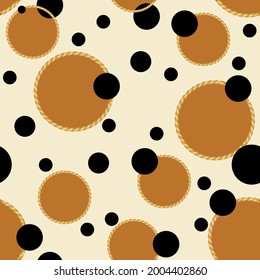 Nahtlose goldene Kreise mit Polka-Punktmuster auf beigem Hintergrund.Vektorgrafik. 