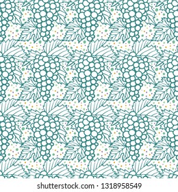 
Seamless grape background. Hand drawn grapes seamless pattern.