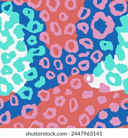 Seamless Green Safari Isolated Cheetah Template Art. Pink Endless Wild Beautiful Cat, Seamless Artwork Wallpaper. Repeated Yellow Zoo Surface Print.