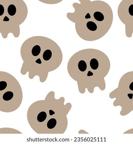 Nahtloses Halloween-Muster mit Karikaturenschädel und Halloween-Elementen. weißer Hintergrund, süßer Halbwal-Hintergrund für Urlaubsthema, Geschenkpapier