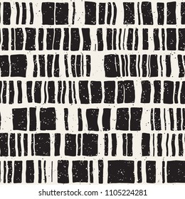 Seamless hand drawn style chevron pattern in black and white. Abstract vector grungy background