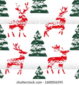 Seamless holiday pattern. Isolated paint brush stylised silhouettes on white background. Perfect for Christmas textiles, banners, cards, wrappers, wallpapers - vector surface design. Winter backdrop.
