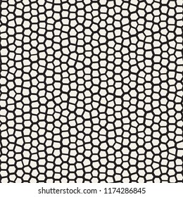 Seamless irregular lines vector mosaic pattern. Abstract chaotic tessellation texture. Random shapes pavement background