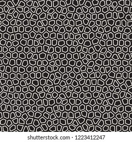 Seamless irregular lines vector mosaic pattern. Abstract chaotic tessellation texture. Random shapes pavement background
