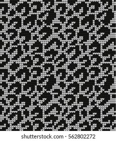 Seamless knitted pattern skin wild animals