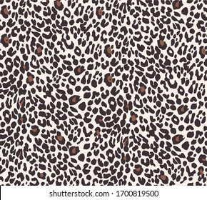 Seamless leopard pattern, animal print.