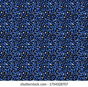 Seamless leopard pattern, animal print.