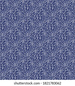 Seamless leopard pattern, animal print.