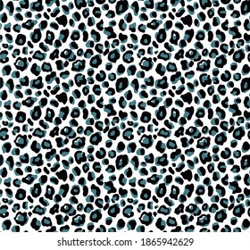 Seamless leopard pattern, animal print.