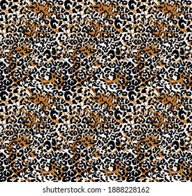 Seamless leopard pattern, animal print.