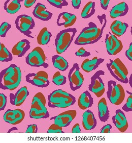 Seamless Leopard Pattern. Colorful Animal Skin Print. Spotted animal illustration. Vector Jungle Design.