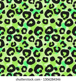 Seamless leopard pattern, endless background. animal print. vector illustration