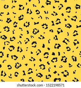 Seamless leopard pattern print for vector design illustration, texture. Repeat cheetah animal skin on yellow background. Vector Illustration 