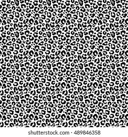 Seamless leopard pattern. Vector. 