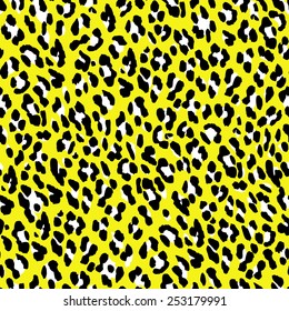 Seamless leopard pattern. Yellow fur leopard print. Leopard skin background.