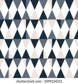 Seamless  modern triangle pattern. Geometric wallpaper. Vector background.