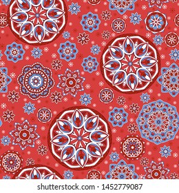 Seamless oriental ornamental pattern. Vector laced decorative background with round floral and geometric ornament. Repeating mosaic tiles with mandala. Indian or Arabic motive