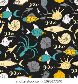 Seamless patern with marine creatures. Cute fishes, shells, octopus. Hand drawn vector illustration. 