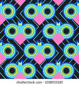 Seamless pattern with abstract geometric shapes. Pattern ideal for wrapping paper, wallpaper, textiles or fashion industry.