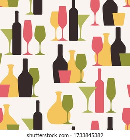 Patrón sin foco con botellas de alcohol, vasos de vino, martinis, whisky, coñac. Adecuado para el fondo, impresión, tela, banner, afiche del mercado del vino. Agradables tonos pastel.